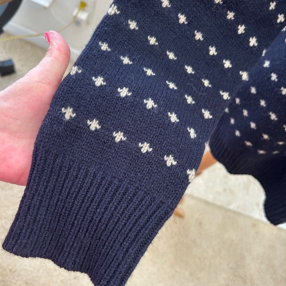 J. Crew Men's Navy and Red Fair Isle Lambs Wool Sweater - Picture 5 of 13